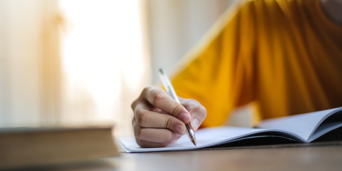 Writing in trading journal 